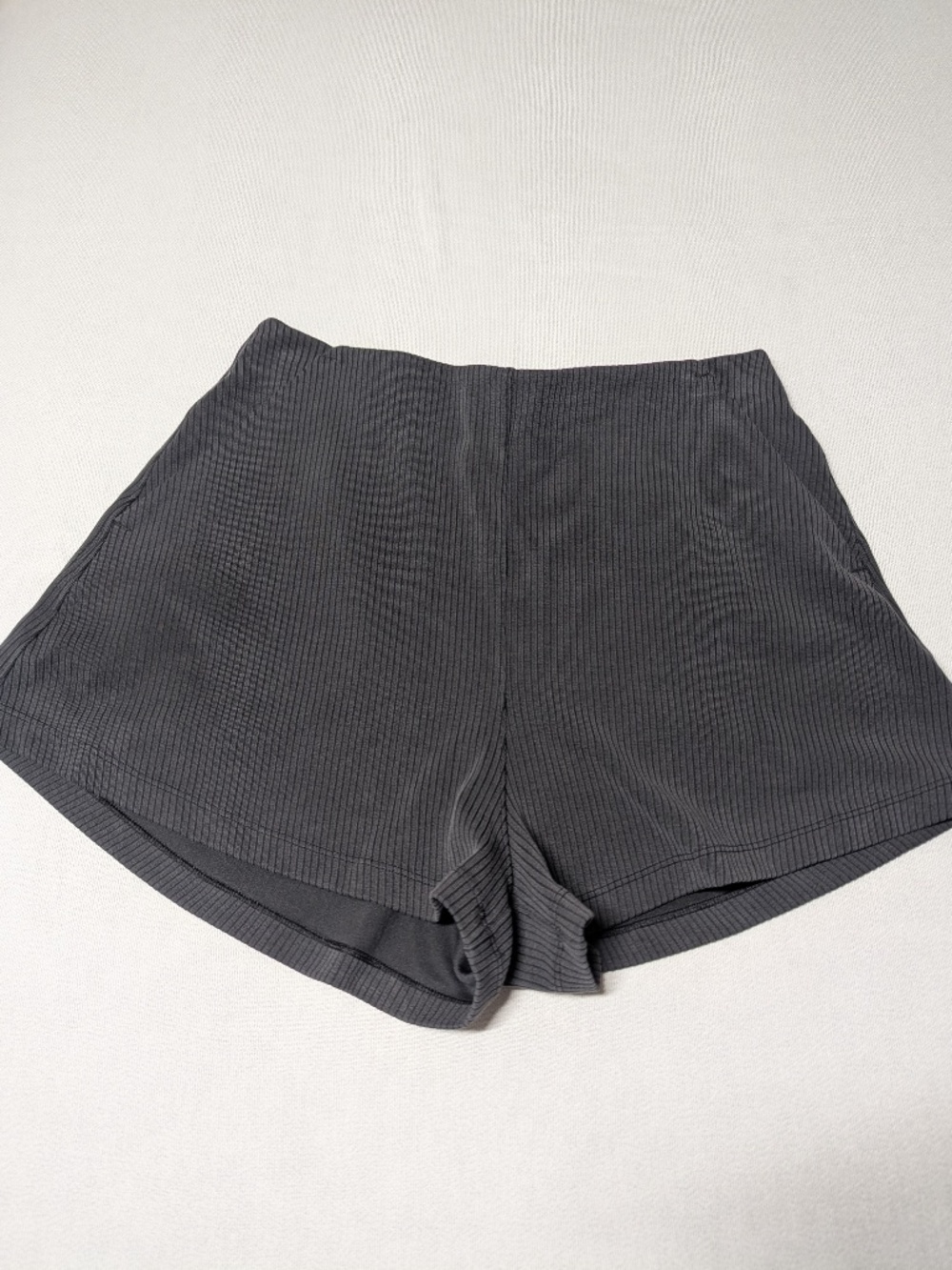 Lululemon Ribbed Softstreme Matching Set - Size 6 - Picture 6 of 15